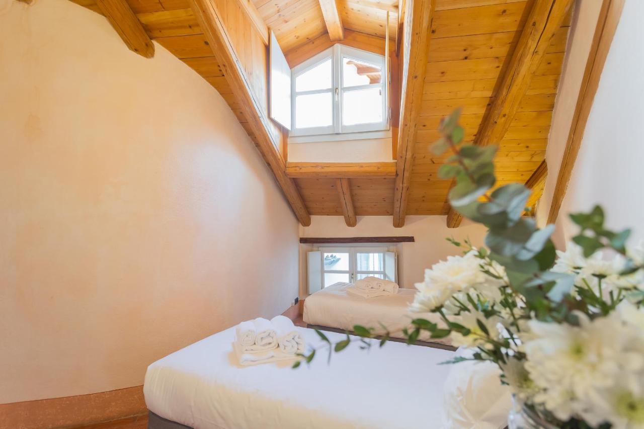 Antiche Mura Como By Rent All Como Exterior photo