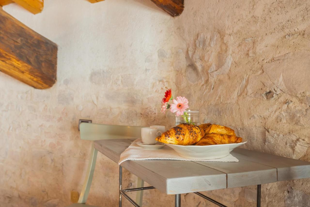 Antiche Mura Como By Rent All Como Exterior photo