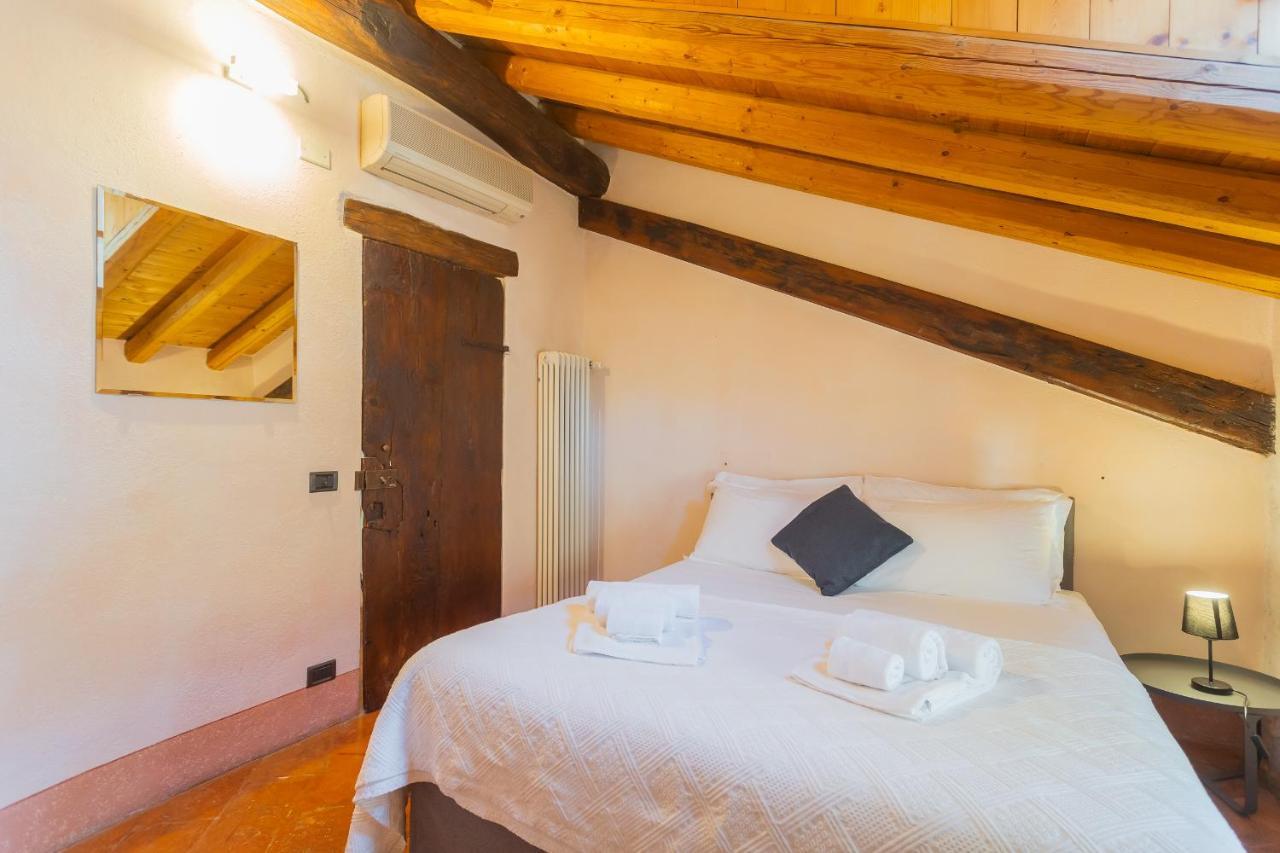 Antiche Mura Como By Rent All Como Exterior photo